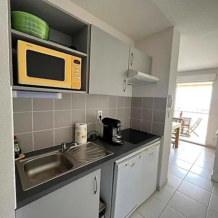 Face Saint Pierre La 2br203 Отель 3*